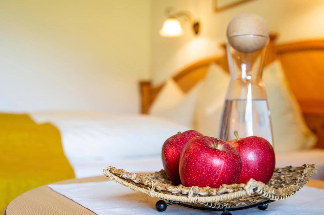 Biohotel Rastbichlhof Нойщифт им Щубайтал Екстериор снимка